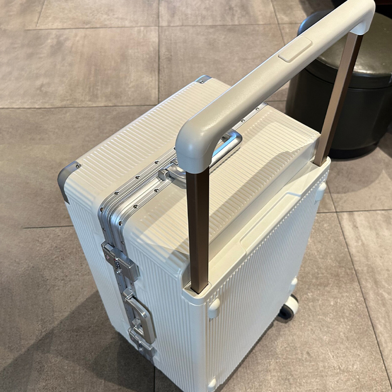 Nieuwe 28-inch koffer met bred - Spinner Wheel Rolling Suitcase 20 Inch recensie en prijs